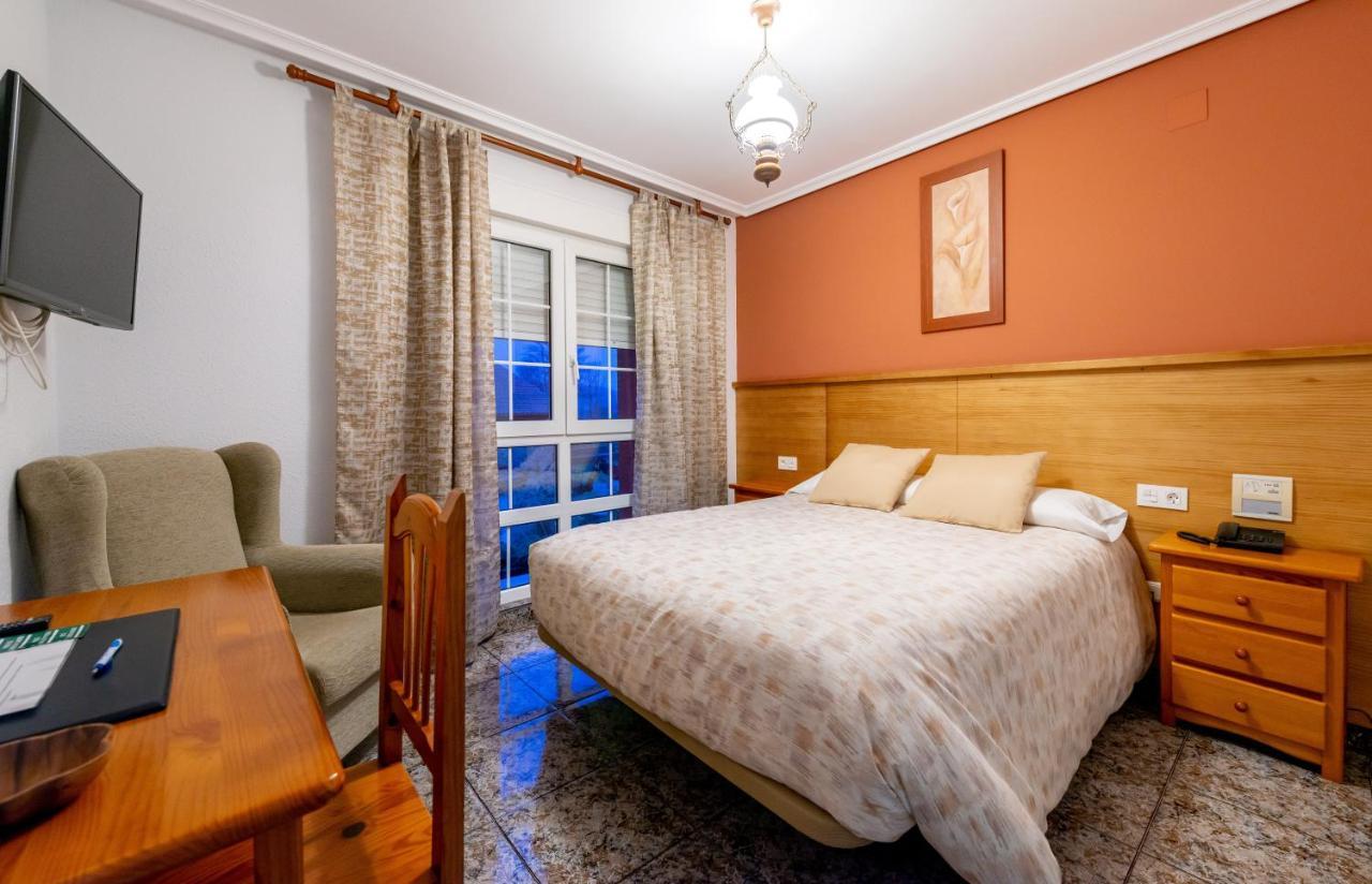 Tierra De La Reina Hotell Boca de Huérgano Eksteriør bilde