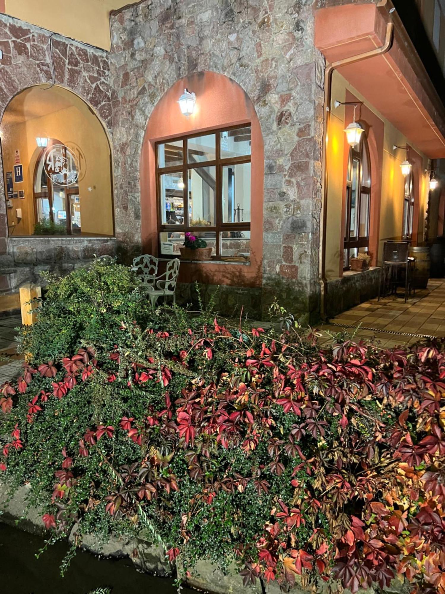 Tierra De La Reina Hotell Boca de Huérgano Eksteriør bilde